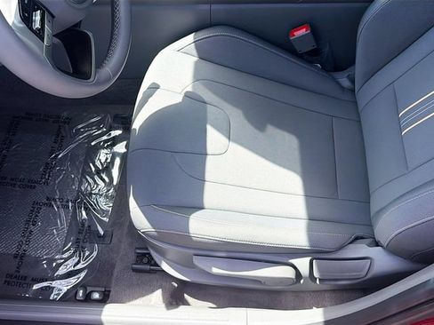 Certified 2026 Hyundai Elantra Sport FWD image 19