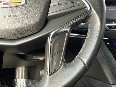 Used 2021 Cadillac XT5 Luxury image 28