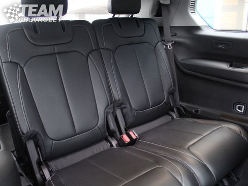 Used 2024 Jeep Grand Cherokee L Limited image 28