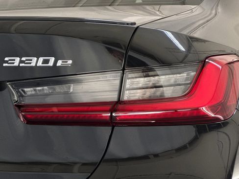 Used 2023 BMW 330e w/ M Sport Package RWD image 12