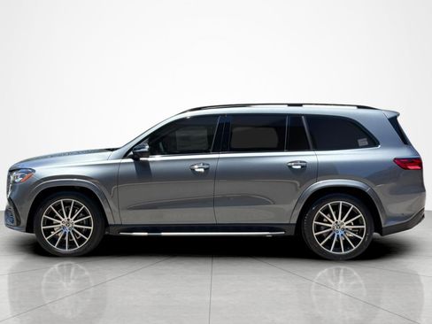 New 2026 Mercedes-Benz GLS 450 4MATIC image 2