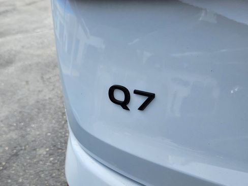 Used 2025 Audi Q7 3.0T Prestige image 31