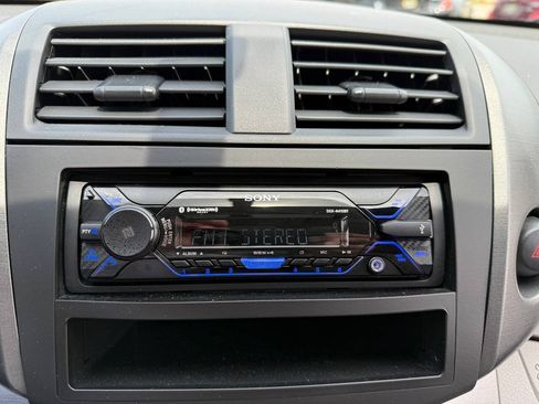 Used 2012 Toyota RAV4 4WD w/ Upgrade Value Pkg image 54