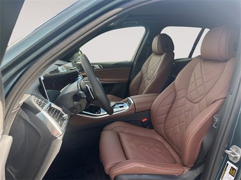 New 2026 BMW X5 xDrive40i image 9