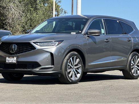 Used 2025 Acura MDX FWD w/ Technology Package image 8