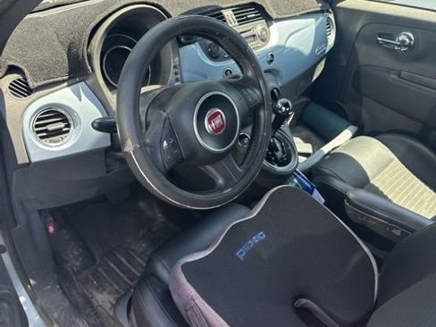Used 2015 FIAT 500 Sport FWD image 5