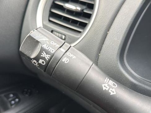 Used 2020 Nissan Pathfinder SV image 20