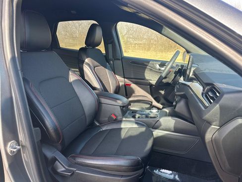 Used 2024 Ford Escape ST-Line w/ Tech Pack #1 AWD/4WD image 23