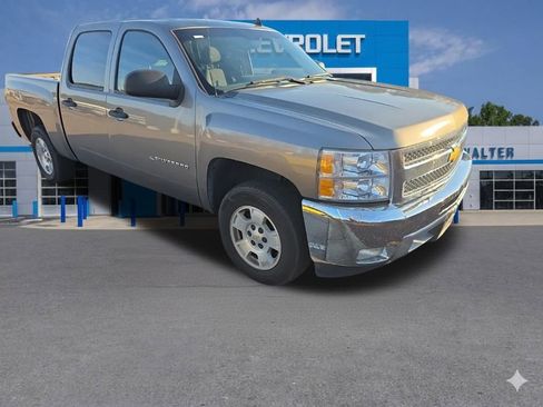 Used 2012 Chevrolet Silverado 1500 LT w/ Interior Plus Package image 2