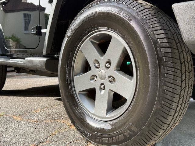 Used 2010 Jeep Wrangler Sport AWD/4WD image 31