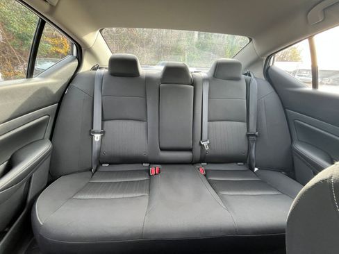 Used 2025 Nissan Altima 2.5 SV image 33