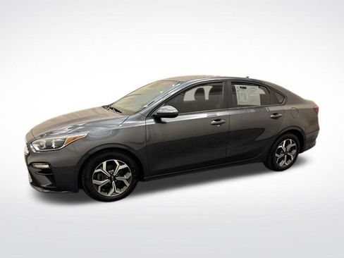 Used 2021 Kia Forte LXS FWD image 8