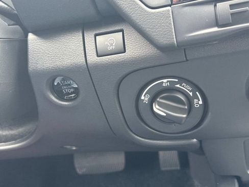 New 2026 Nissan Frontier S image 30