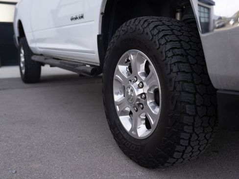 Used 2022 RAM 2500 Big Horn AWD/4WD image 6