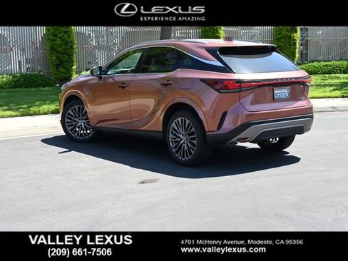 Used 2023 Lexus RX 350 AWD w/ Accessory Package (Z1) image 4