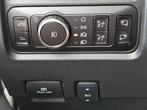 New 2026 Ford F250 Platinum w/ FX4 Off-Road Package image 19