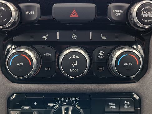 Used 2022 RAM 1500 Big Horn image 43