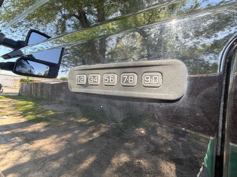 Used 2012 Ford F350 Lariat w/ FX4 4X4 Off-Road Pkg image 7