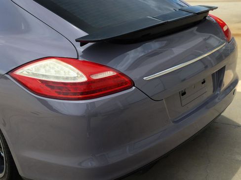 Used 2010 Porsche Panamera Turbo AWD/4WD image 36