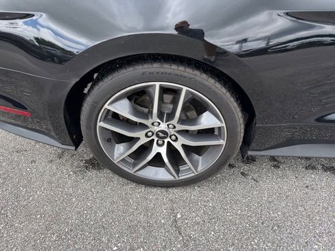 Used 2015 Ford Mustang GT Premium RWD image 5