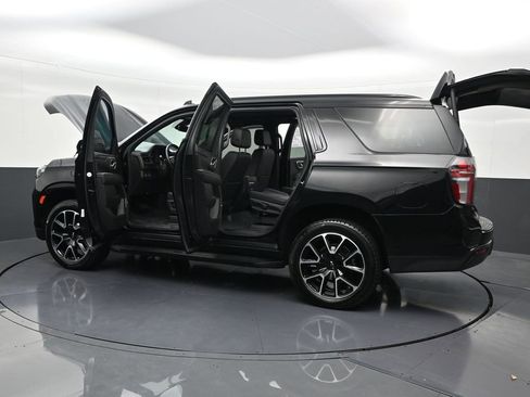 Used 2021 Chevrolet Tahoe RST w/ Luxury Package RWD image 39