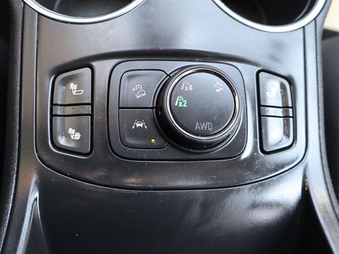 Used 2024 GMC Terrain SLT AWD/4WD image 44