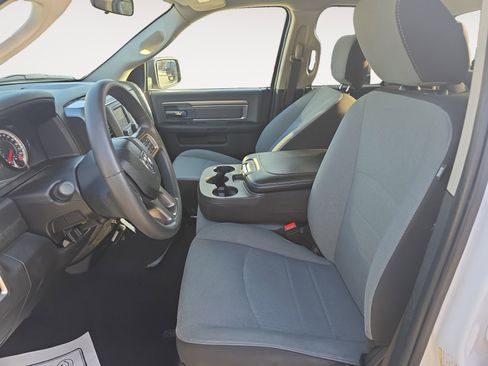 Used 2024 RAM 1500 Classic SLT image 21