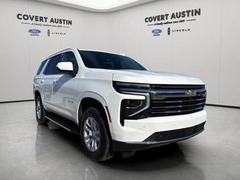 Used 2025 Chevrolet Tahoe LT RWD image 5