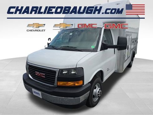 New 2025 GMC Savana 4500 w/ Power Convenience Package image 1