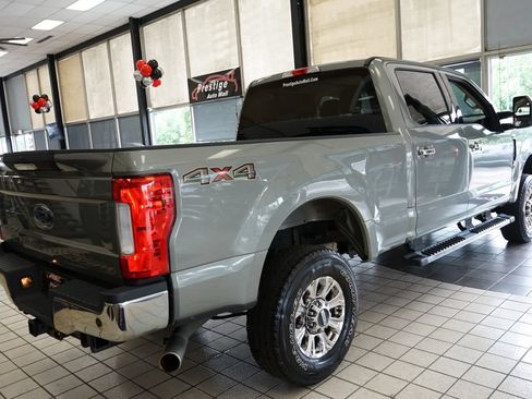 Used 2019 Ford F250 XLT w/ XLT Premium Package AWD/4WD image 17
