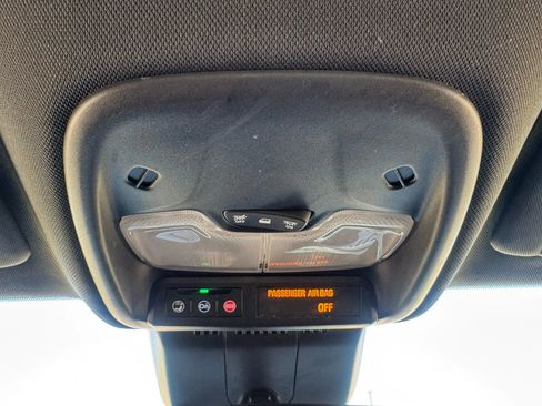 Used 2023 Chevrolet Colorado LT image 54