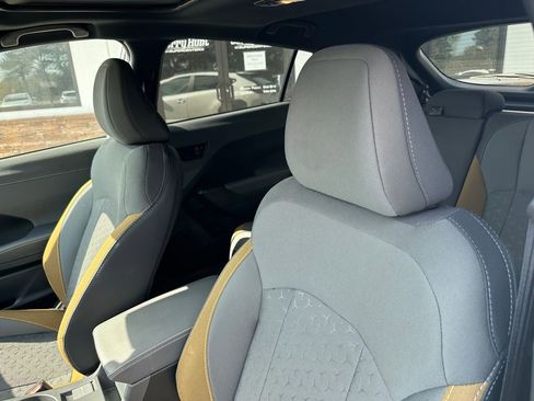 Used 2024 Subaru Crosstrek 2.5i Sport image 3