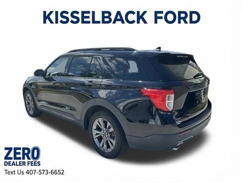 Certified 2022 Ford Explorer XLT w/ Equipment Group 202A RWD image 6