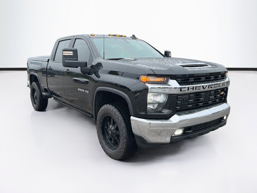 Used 2022 Chevrolet Silverado 2500 LT w/ Convenience Package AWD/4WD image 3