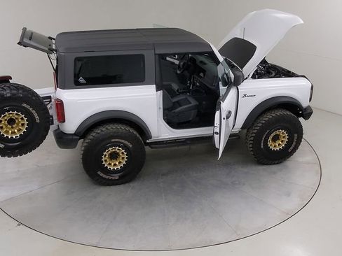 Certified 2024 Ford Bronco Black Diamond AWD/4WD image 48