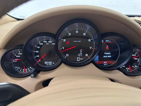 Used 2014 Porsche Cayenne AWD/4WD image 39