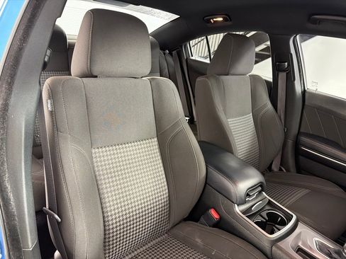 Used 2023 Dodge Charger SXT RWD image 23