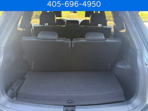 Used 2023 Volkswagen Tiguan SE R-Line FWD image 30
