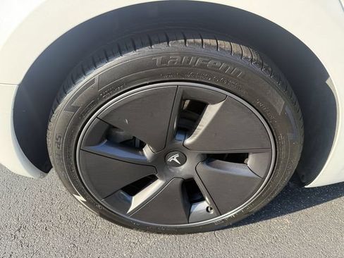 Used 2023 Tesla Model 3 Standard Range RWD image 41
