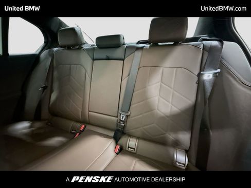 Used 2025 BMW i5 xDrive40 w/ Executive Package image 13