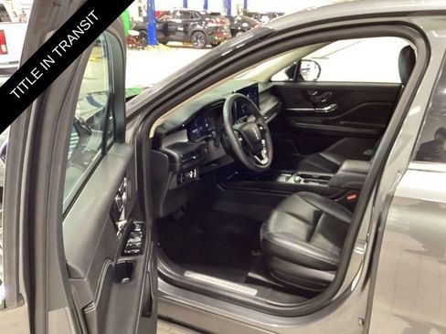Used 2023 Lincoln Corsair AWD image 9