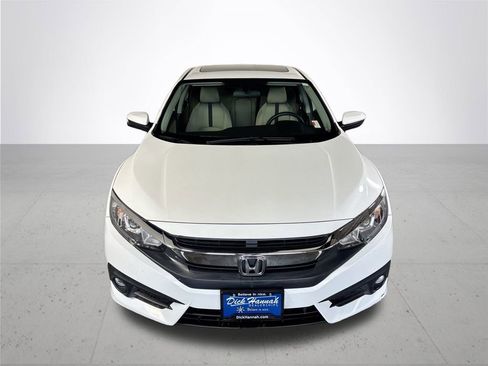 Certified 2017 Honda Civic EX-T image 3