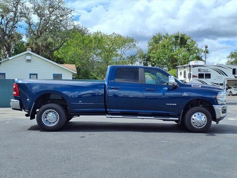 Used 2024 RAM 3500 Laramie image 27