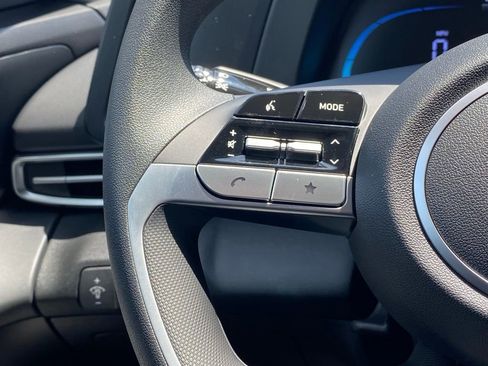 New 2026 Hyundai Elantra SE FWD image 17