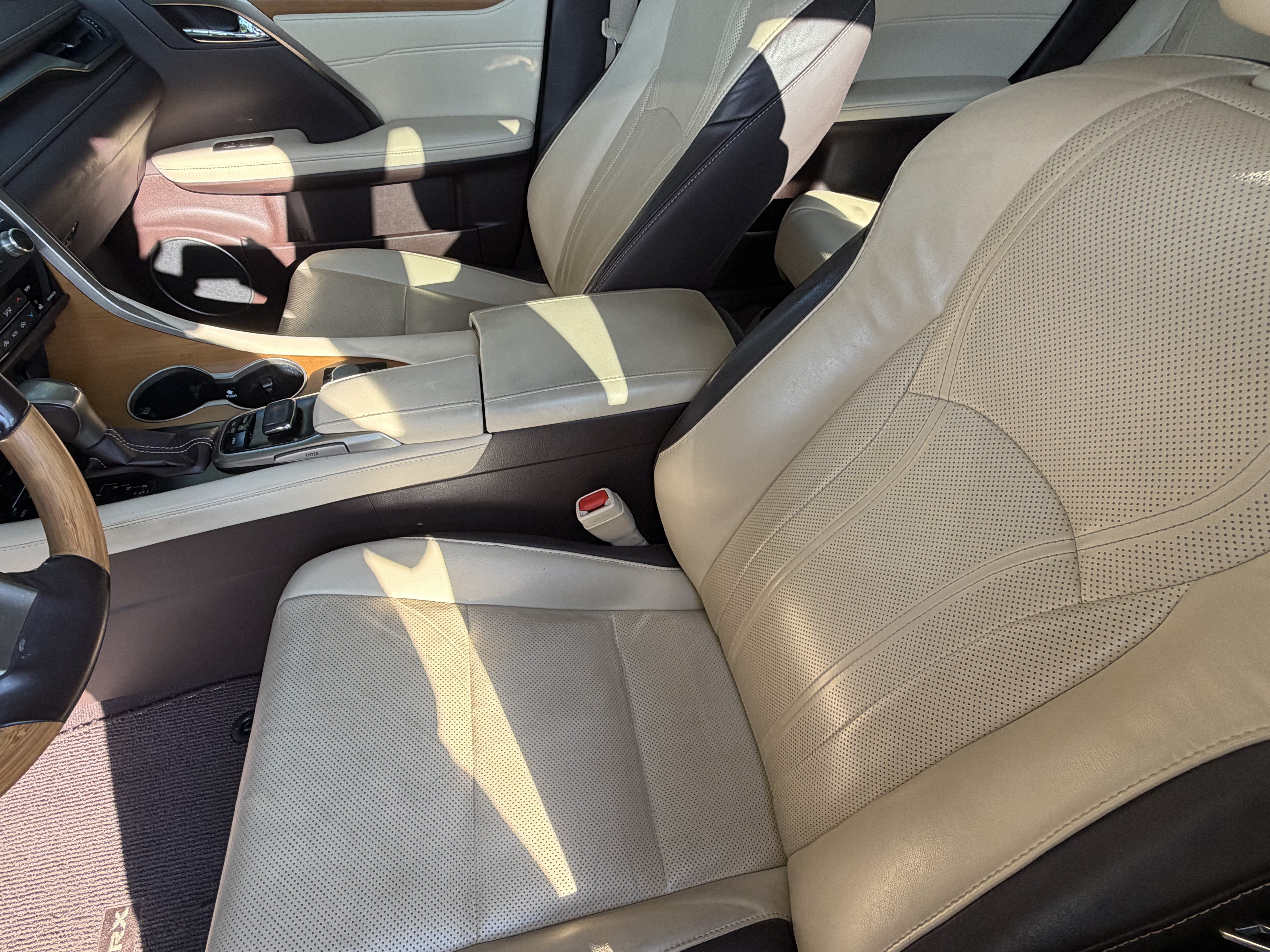 Used 2017 Lexus RX 350 FWD w/ Premium Package image 16
