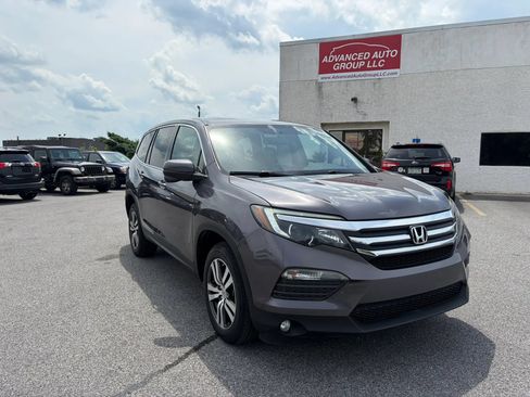 Used 2017 Honda Pilot EX-L image 4