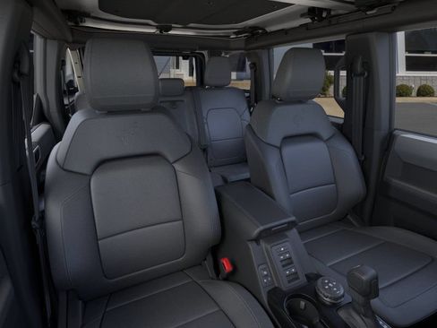 New 2026 Ford Bronco Big Bend w/ Black Diamond Package AWD/4WD image 10