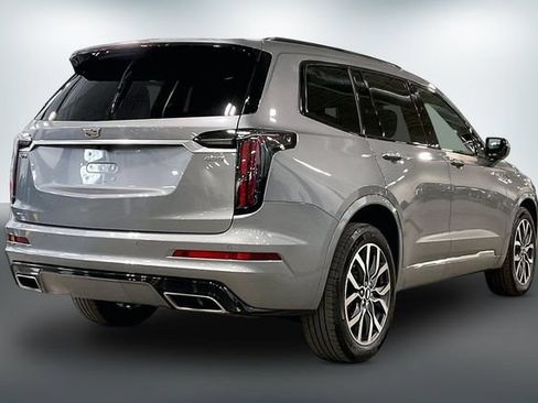 Used 2023 Cadillac XT6 Sport AWD/4WD image 13