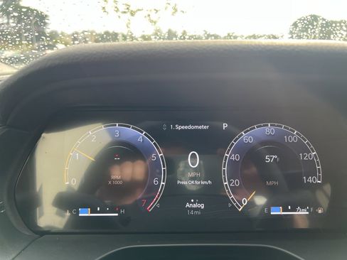 New 2025 Jeep Grand Cherokee Limited w/ Luxury Tech Group II image 13