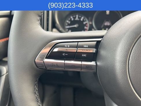 Used 2025 MAZDA CX-50 Meridian Edition w/ Weather Package AWD/4WD image 23